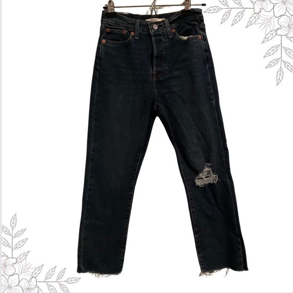 Levi’s wedgie straight fit jeans 👖💕 - Picture 2 of 6